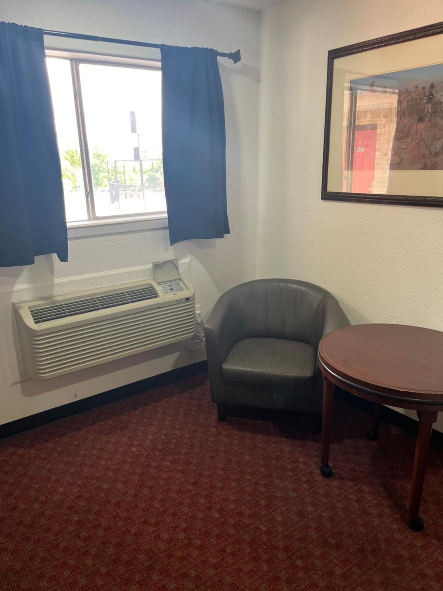 Glen Rose Inn & Suites Δωμάτιο φωτογραφία